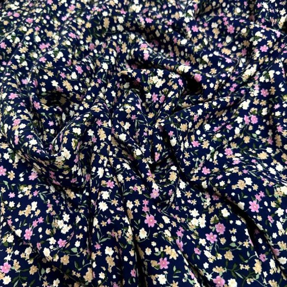 Tecido Viscolinho Estampado Jardim Marinho e Rosé • Luema Tecidos