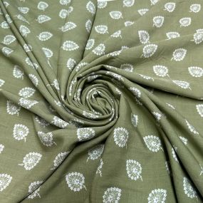 Tecido Viscolinho Estampado Paisley Verde Harmonia • Luema Tecidos