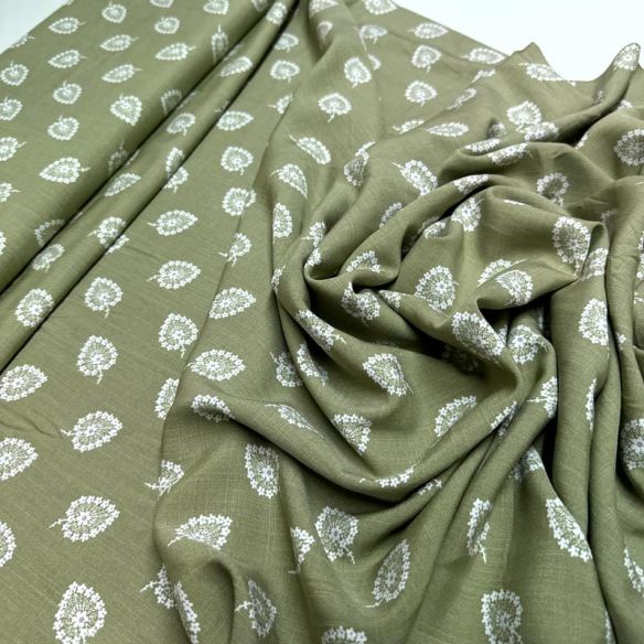 Tecido Viscolinho Estampado Paisley Verde Harmonia • Luema Tecidos