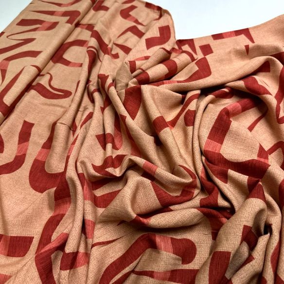 Tecido Viscolinho Estampado Traços Terracota Vivo • Luema Tecidos