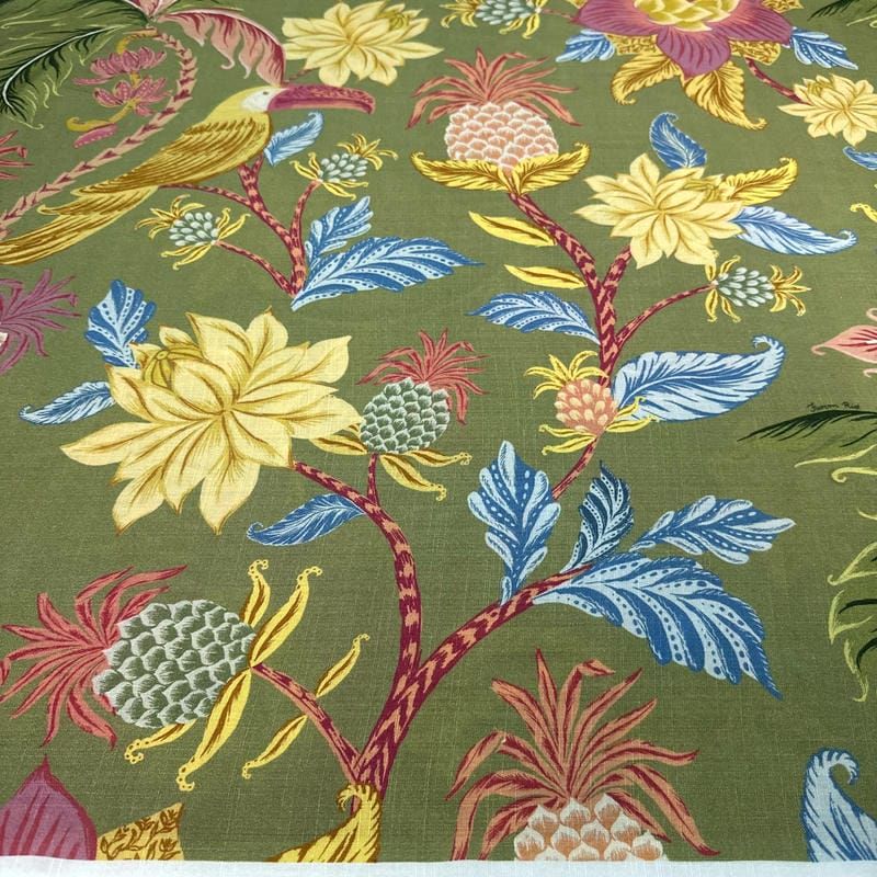 Tecido Viscolinho Estampado Jardim Tropical Imperial • Luema Tecidos