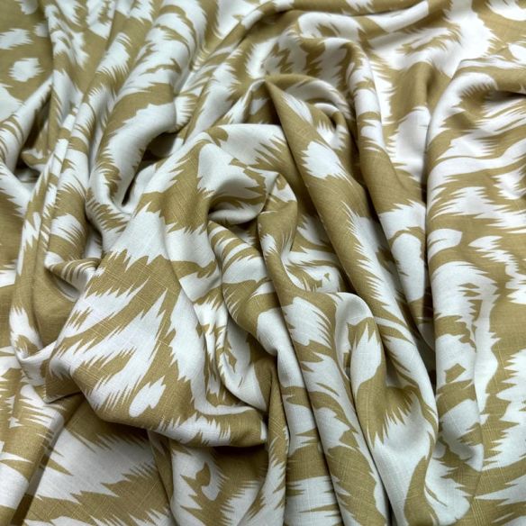 Tecido Viscolinho Estampado Ikat Bege Natural • Luema Tecidos