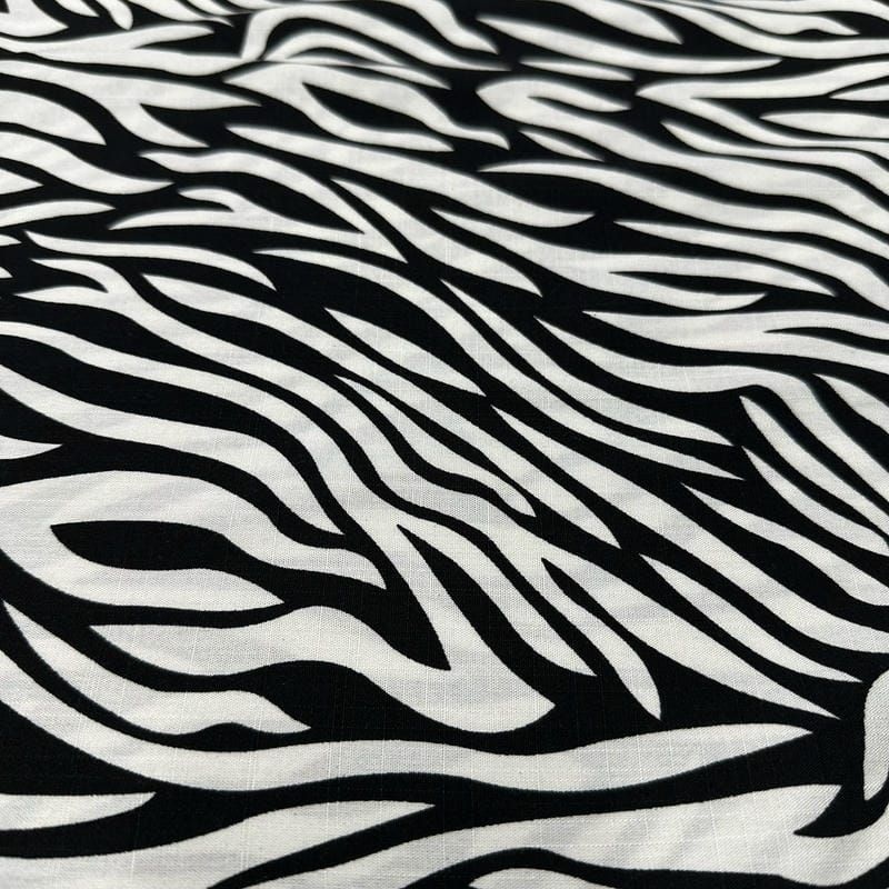 Retalho Viscolinho Estampado - 1,50 metros - REF • 2704 • Luema Tecidos