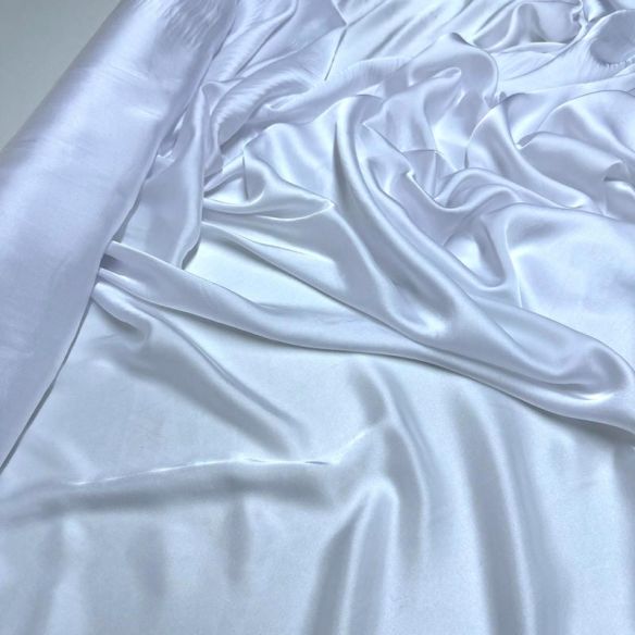 Tecido Cetim Toque de Seda Branco • Luema Tecidos