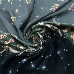 Tecido Viscose Estampada Barrada Conto Encantado Fundo Preto • Luema Tecidos