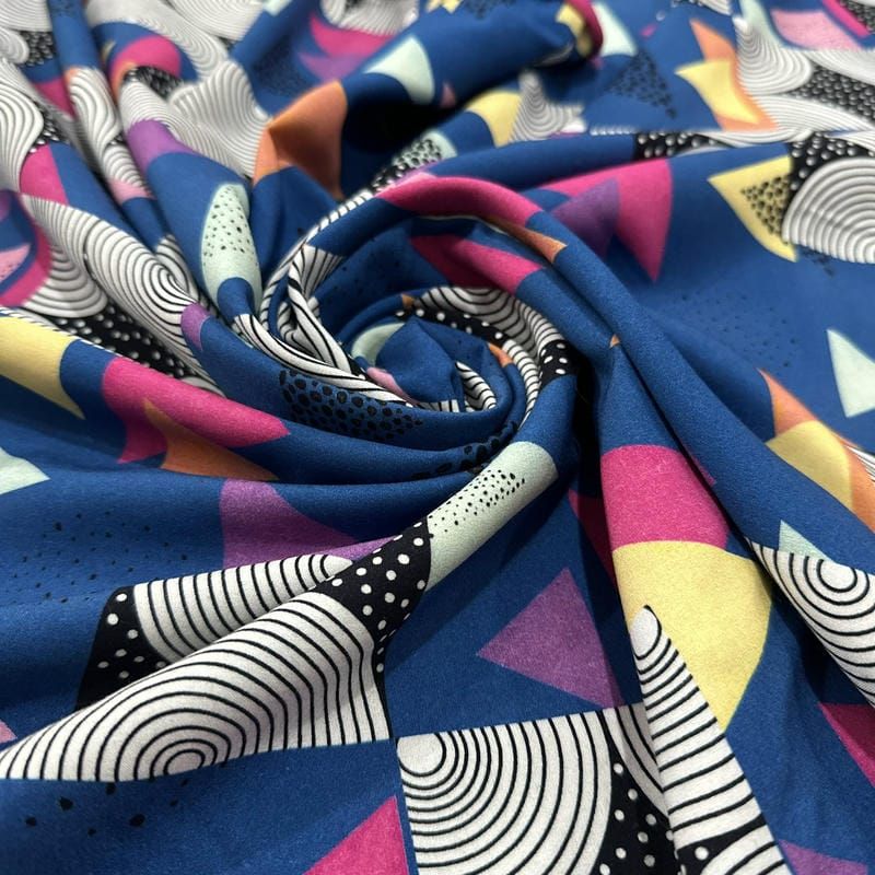 Tecido Viscose Estampada Geométrica Patchwork Fundo Azul • Luema Tecidos