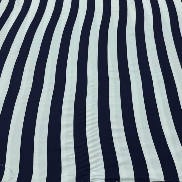 Tecido Viscose Estampada Listrada Azul Marinho e Off White • Luema Tecidos