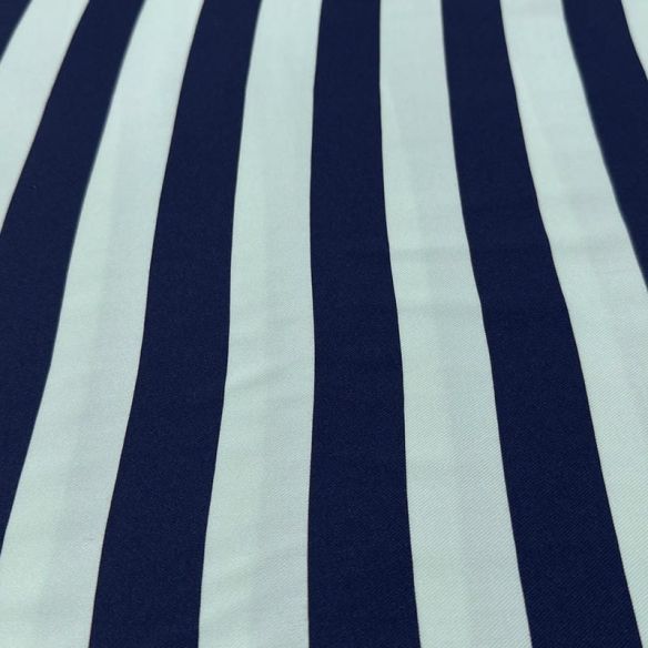 Tecido Viscose Estampada Listrada Azul Marinho e Off White • Luema Tecidos