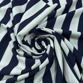 Tecido Viscose Estampada Listrada Azul Marinho e Off White • Luema Tecidos