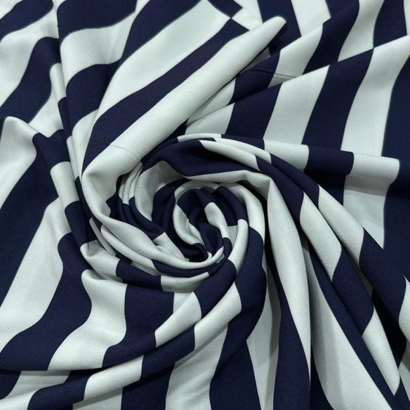 Tecido Viscose Estampada Listrada Azul Marinho e Off White • Luema Tecidos