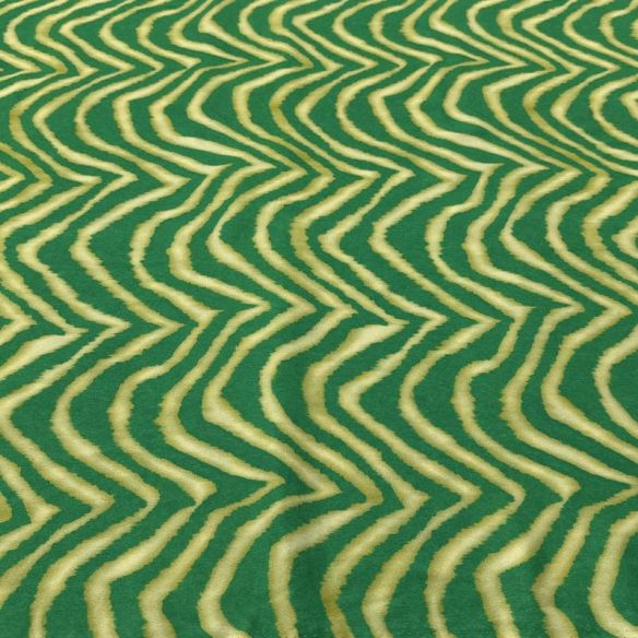Tecido Viscose Estampada Animal Print Ondulada Verde e Bege • Luema Tecidos