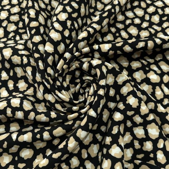 Tecido Viscose Estampada Animal Print Abstrata Fundo Preto • Luema Tecidos