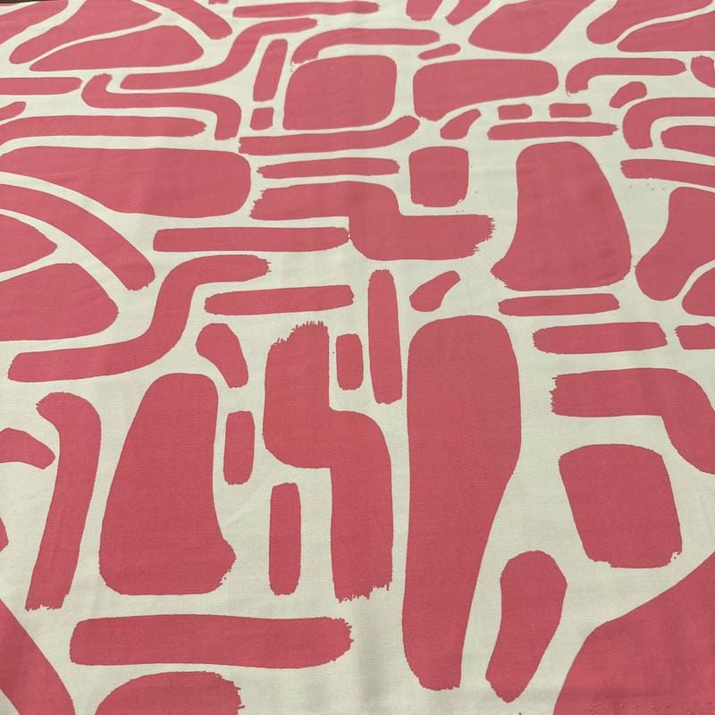 Tecido Viscose Estampada Abstrata Orgânica Rosa Fundo Off White • Luema Tecidos