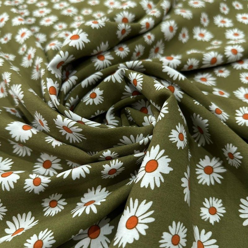 Tecido Viscose Estampada Margaridas Fundo Verde Militar • Luema Tecidos