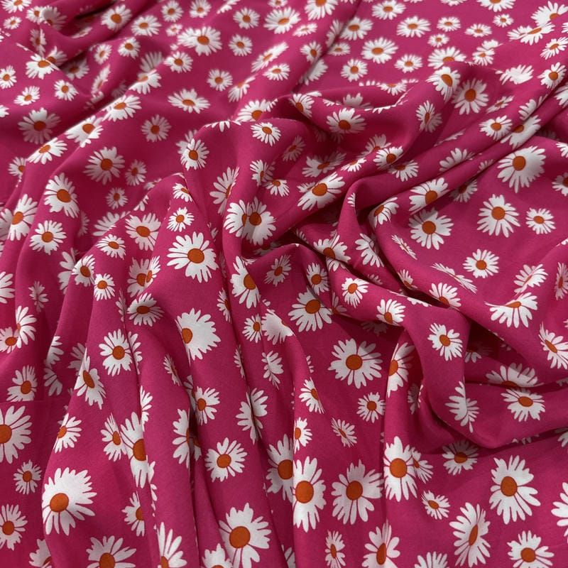 Tecido Viscose Estampada Margaridas Fundo Rosa Pink • Luema Tecidos