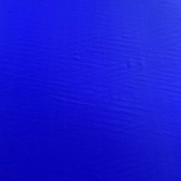 Tecido Crepe de Chine Seda Pura Liso Azul Royal • Luema Tecidos