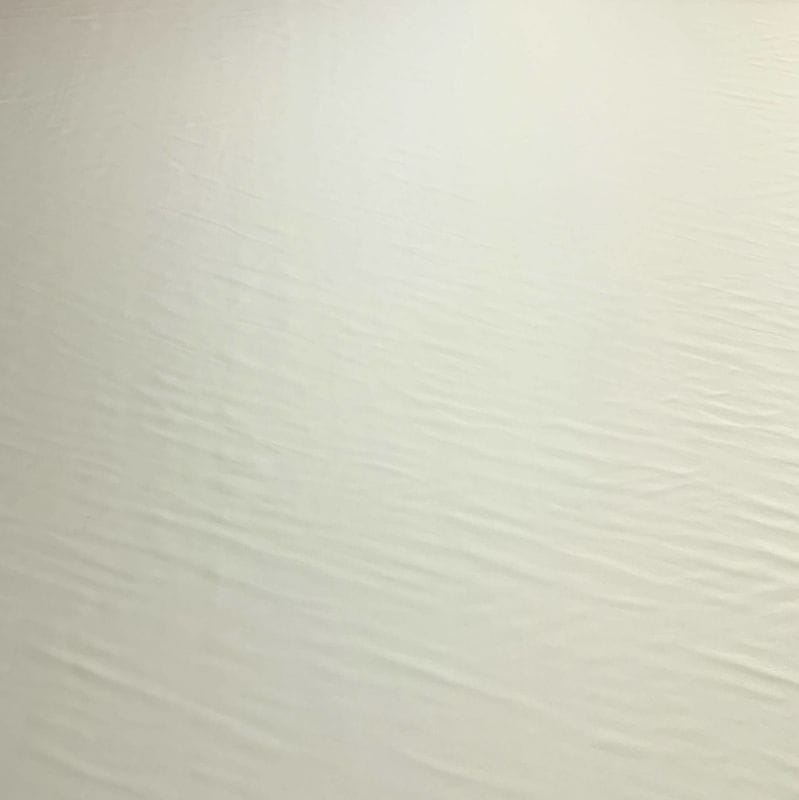 Tecido Cetim de Seda Pura Off White • Luema Tecidos Tecido Cetim de Seda Pura Off White • Luema Tecidos