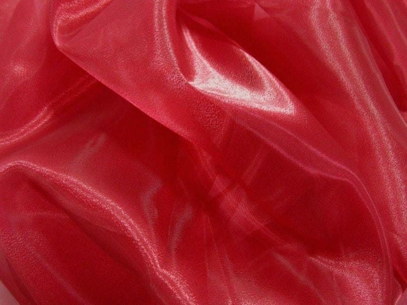 Tecido Organza Cristal Vermelho • Luema Tecidos