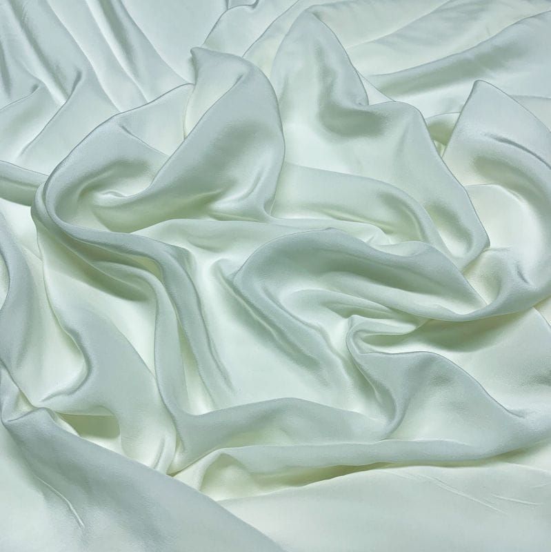 Tecido Crepe de Chine Seda Pura Off White • Luema Tecidos
