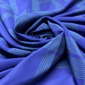 Tecido Crepe de Chine Seda Pura Estampado Letras Azul Tecido Crepe de Chine Seda Pura Estampado Letras Azul • Luema Tecidos 2