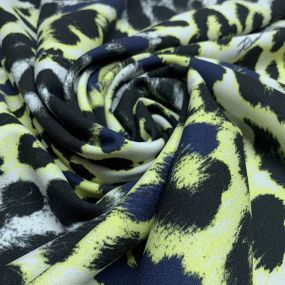 Crepe Viscose Estampada Onça RCN Crepe Viscose Estampada Onça RCN • Luema Tecidos 2