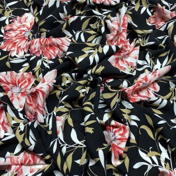 Viscose Estampada Floral Preto • Luema Tecidos