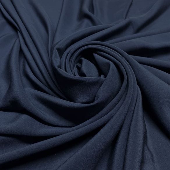 Tecido Crepe de Chine Seda Pura Liso Azul Marinho • Luema Tecidos Tecido Crepe de Chine Seda Pura Liso Azul Marinho • Luema Tecidos