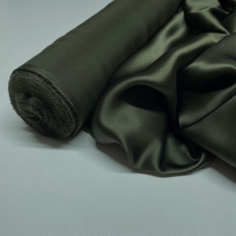 Tecido Cetim de Seda Pura Verde Musgo 90cm • Luema Tecidos