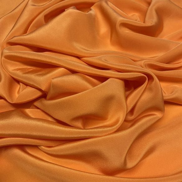 Tecido Crepe de Chine Seda Pura Laranja • Luema Tecidos