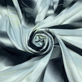 Viscose Estampada Nuances Cinza Viscose Estampada Nuances Cinza • Luema Tecidos