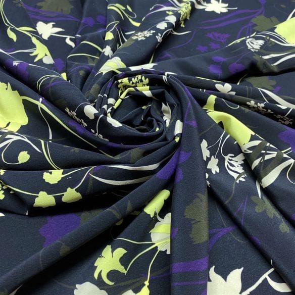 Tecido Crepe de Chine Seda Pura Estampado ANML • Luema Tecidos