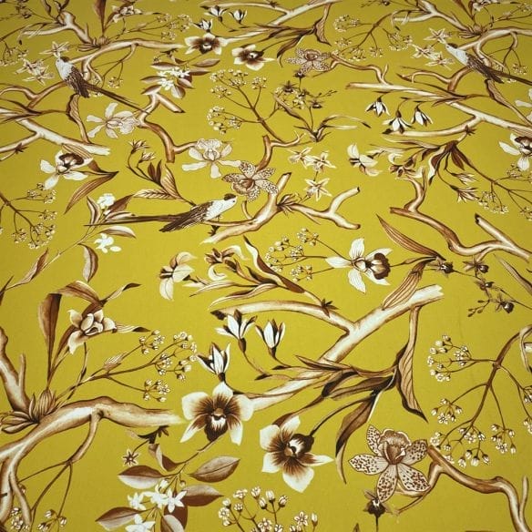 Crepe de Chine Floral Pássaros Amarelo • Luema Tecidos