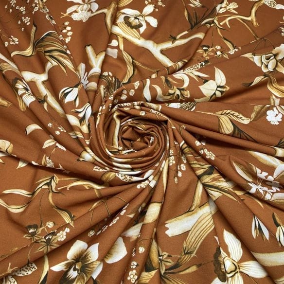 Crepe de Chine Floral Pássaros Marrom • Luema Tecidos Crepe de Chine Floral Pássaros Marrom • Luema Tecidos