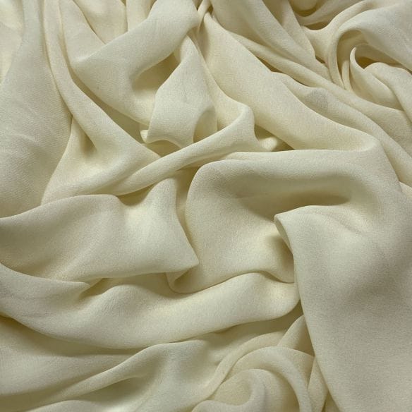 Tecido Musseline Liso Bege • Luema Tecidos