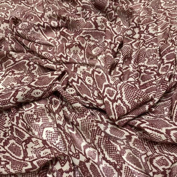 Musseline Estampado Red Snake • Luema Tecidos Musseline Estampado Red Snake • Luema Tecidos