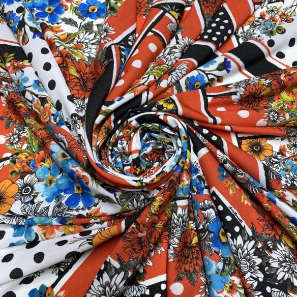 Crepe de Chine Estampado Floral ACT • Luema Tecidos Crepe de Chine Estampado Floral ACT • Luema Tecidos