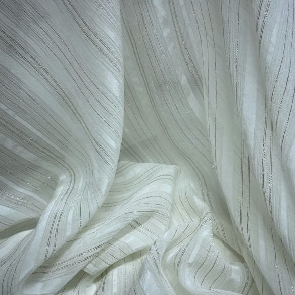 Musseline de Seda Pura Off White Lurex • Luema Tecidos Musseline de Seda Pura Off White Lurex • Luema Tecidos