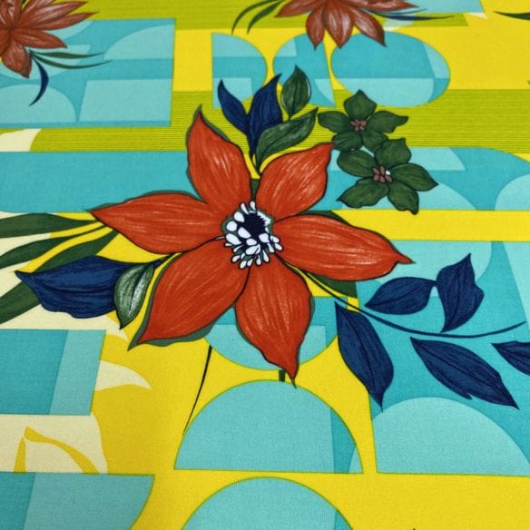Viscose Geométrico Floral Amarelo • Luema Tecidos