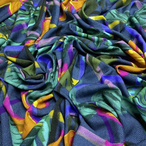 Viscose Estampada Floral Azul Hibiscos • Luema Tecidos