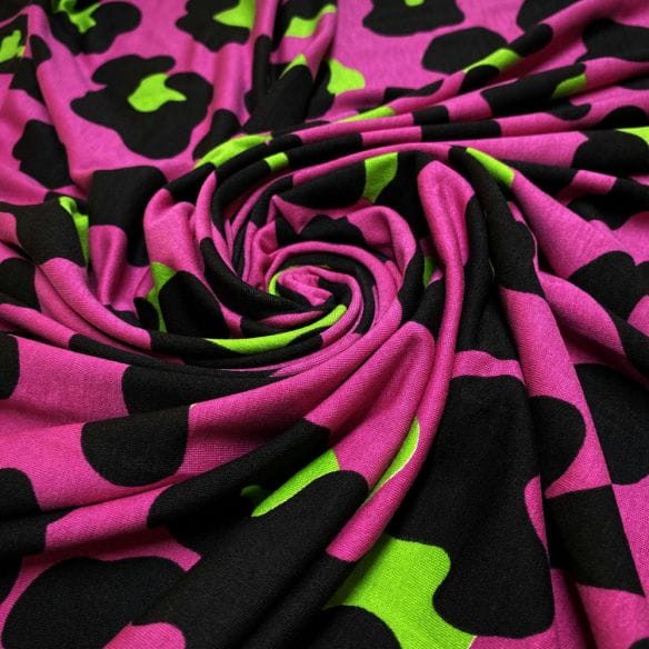 Viscolycra Estampada Onça Rosa Escuro • Luema Tecidos Viscolycra Estampada Onça Rosa Escuro • Luema Tecidos