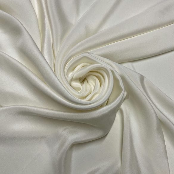 Tecido Crepe Romain Seda Pura Off White • Luema Tecidos Tecido Crepe Romain Seda Pura Off White • Luema Tecidos