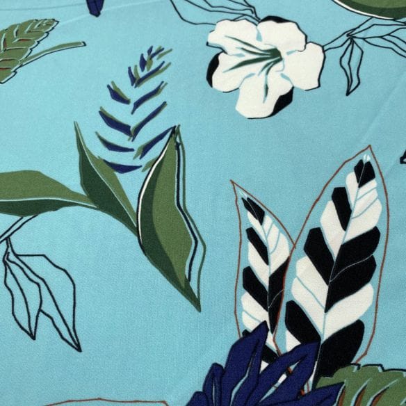 Crepe Viscose Estampada Azul Céu • Luema Tecidos Crepe Viscose Estampada Azul Céu • Luema Tecidos