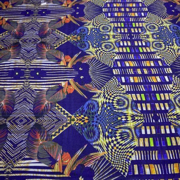 Viscose Estampada Psychedelic Blue • Luema Tecidos