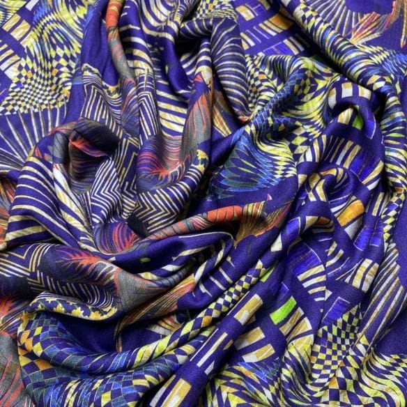 Viscose Estampada Psychedelic Blue • Luema Tecidos