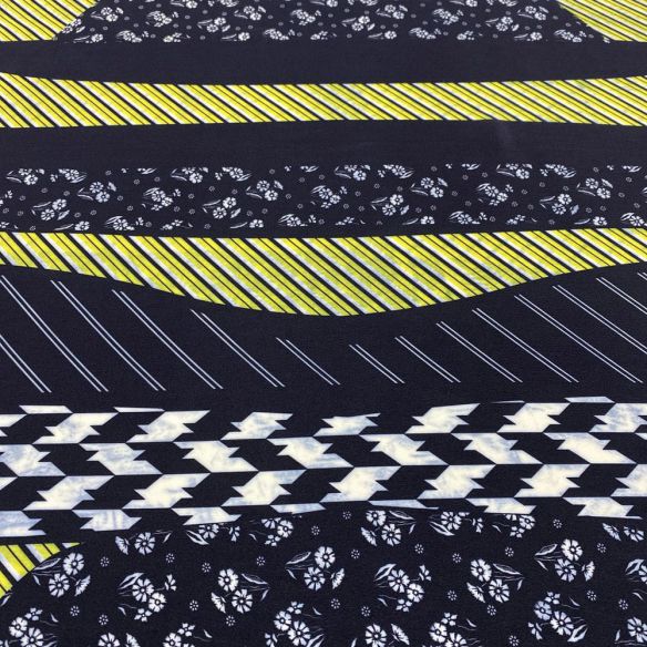 Tecido Crepe de Chine Seda Pura Abstract • Luema Tecidos Tecido Crepe de Chine Seda Pura Abstract • Luema Tecidos