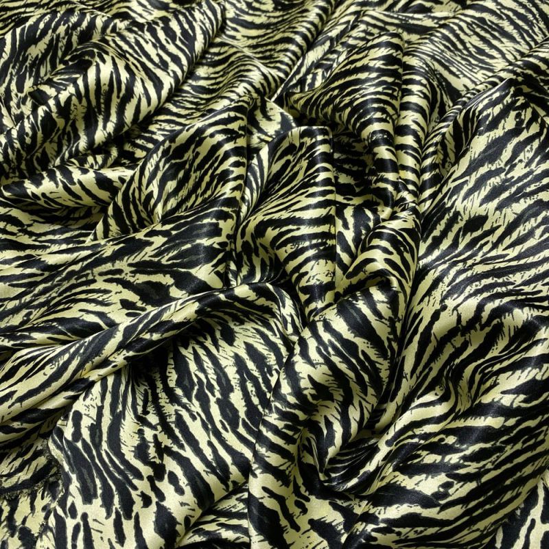 Tecido Cetim Estampado Animal Print • Luema Tecidos