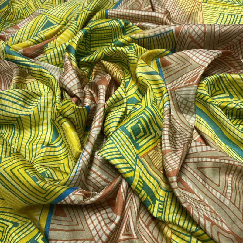 Tecido Crepe de Chine Seda Pura Geométrico Colors • Luema Tecidos Tecido Crepe de Chine Seda Pura Geométrico Colors • Luema Tecidos