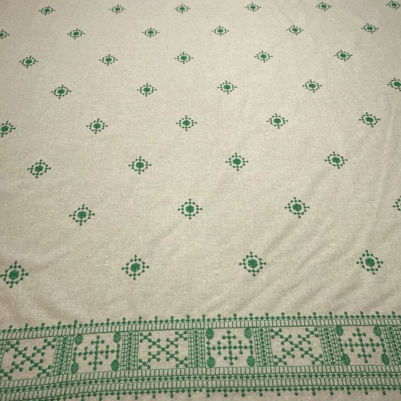 Tecido Linho Misto Bordado Verde • Luema Tecidos