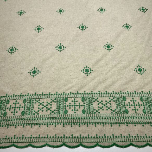 Tecido Linho Misto Bordado Verde • Luema Tecidos