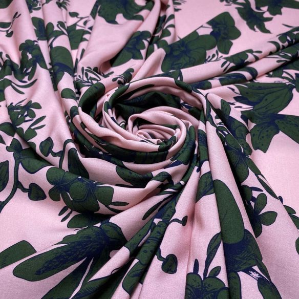 Tecido Viscose Estampada Floral Verde Musgo • Luema Tecidos